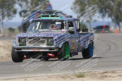 media/Sep-28-2025-24 Hours of Lemons (Sun) [[5dfe0e5f6e]]/10am (Off Ramp Exit)/